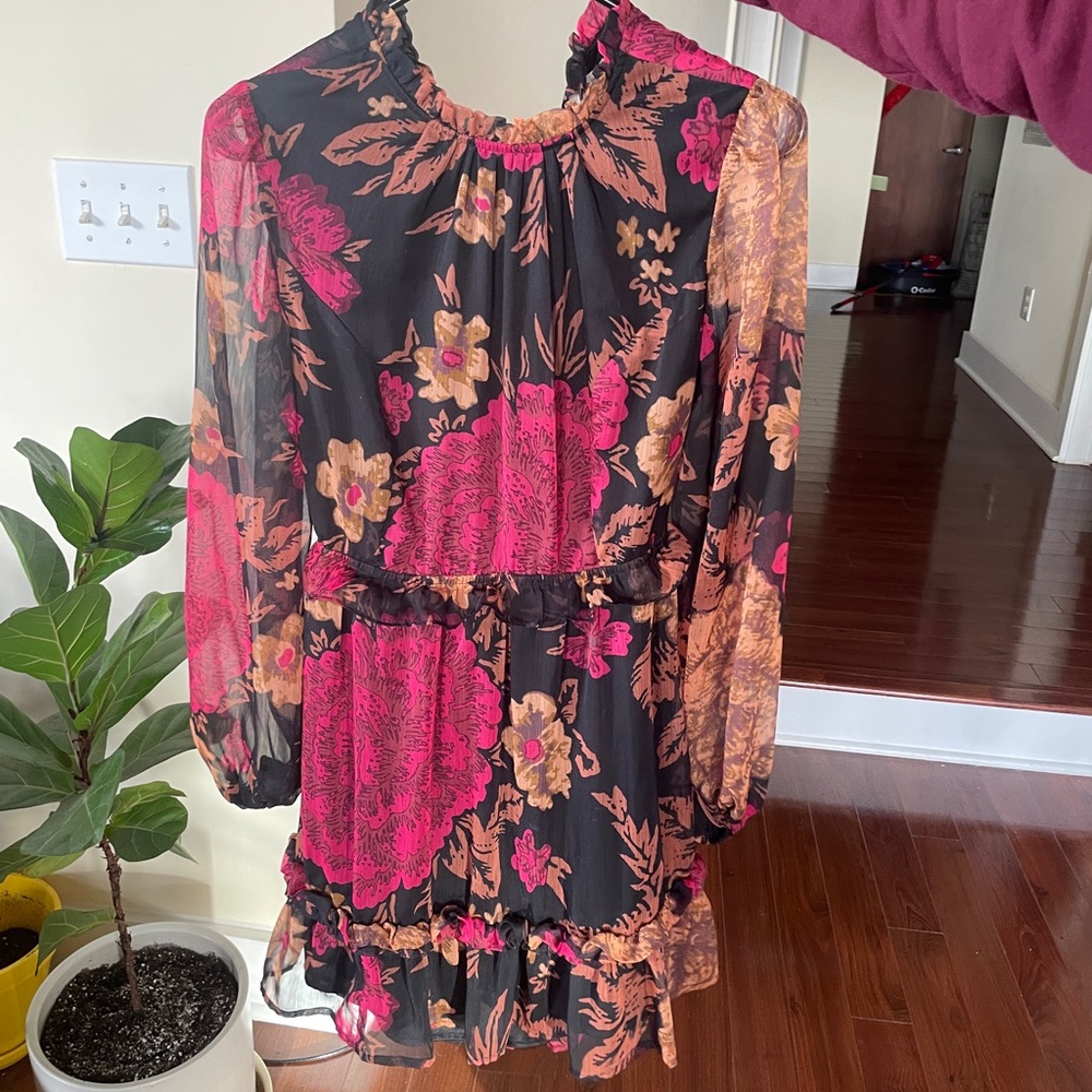 Anthropologie / S Long Sleeved Open Back Dress